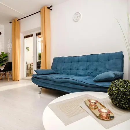 Apartment Sanja *