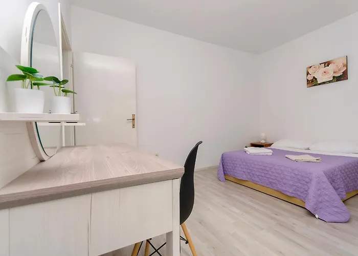 Sanja Apartament *